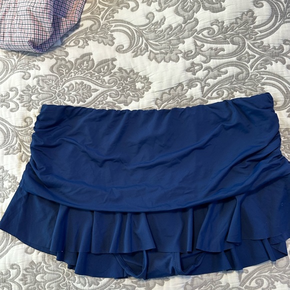 Ralph Lauren Other - So cute and demure Ralph Lauren skirted bikini bottom